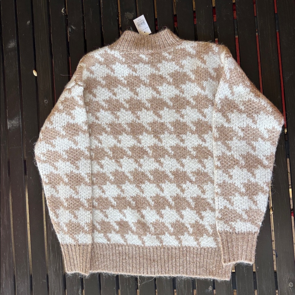 NWT Ann Taylor Houndstooth Sweater - Cream and Tan XXS - Picture 2 of 5